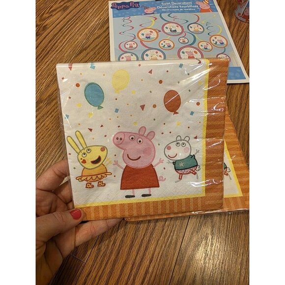 Peppa Pig Birthday Party Decorations 32 Napkins 8 Cups Swirl Decorations Wands - Picture 2 of 9